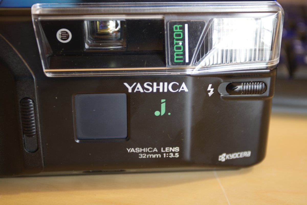 Après Olympus et Canon, un Yashica Autofocus