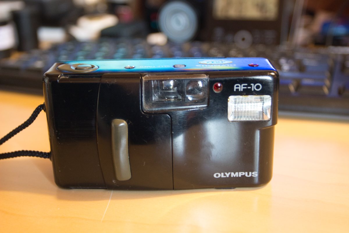 Olympus AF-10