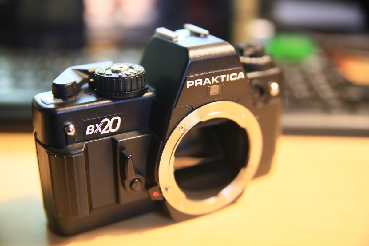Le Praktica BX 20
