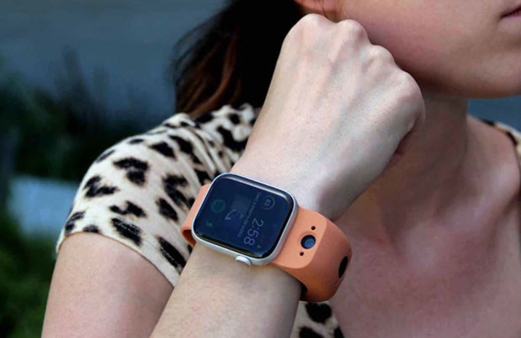 Après le Chadt CAM watch M1 voici le Wristcam