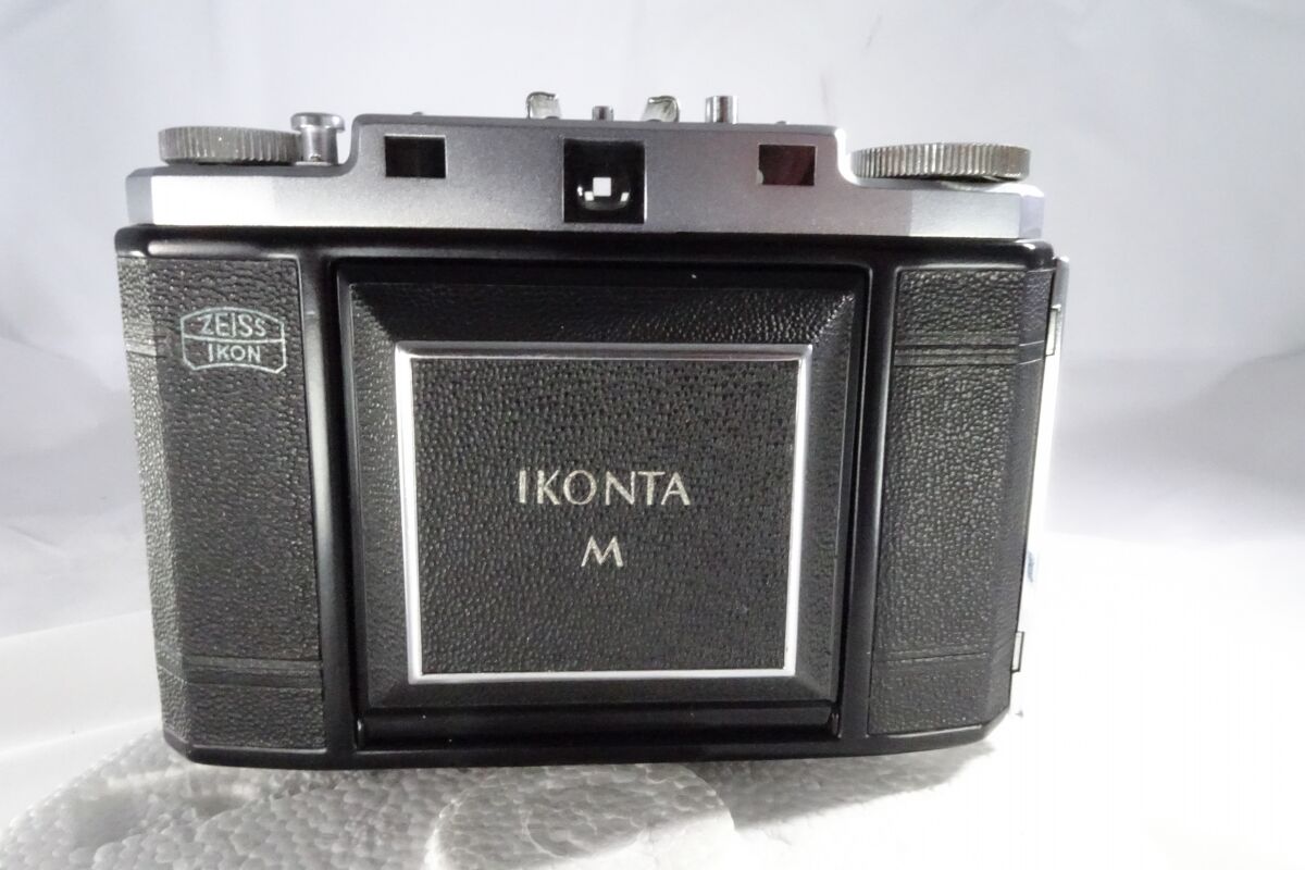 Le Zeiss Ikon Ikonta M